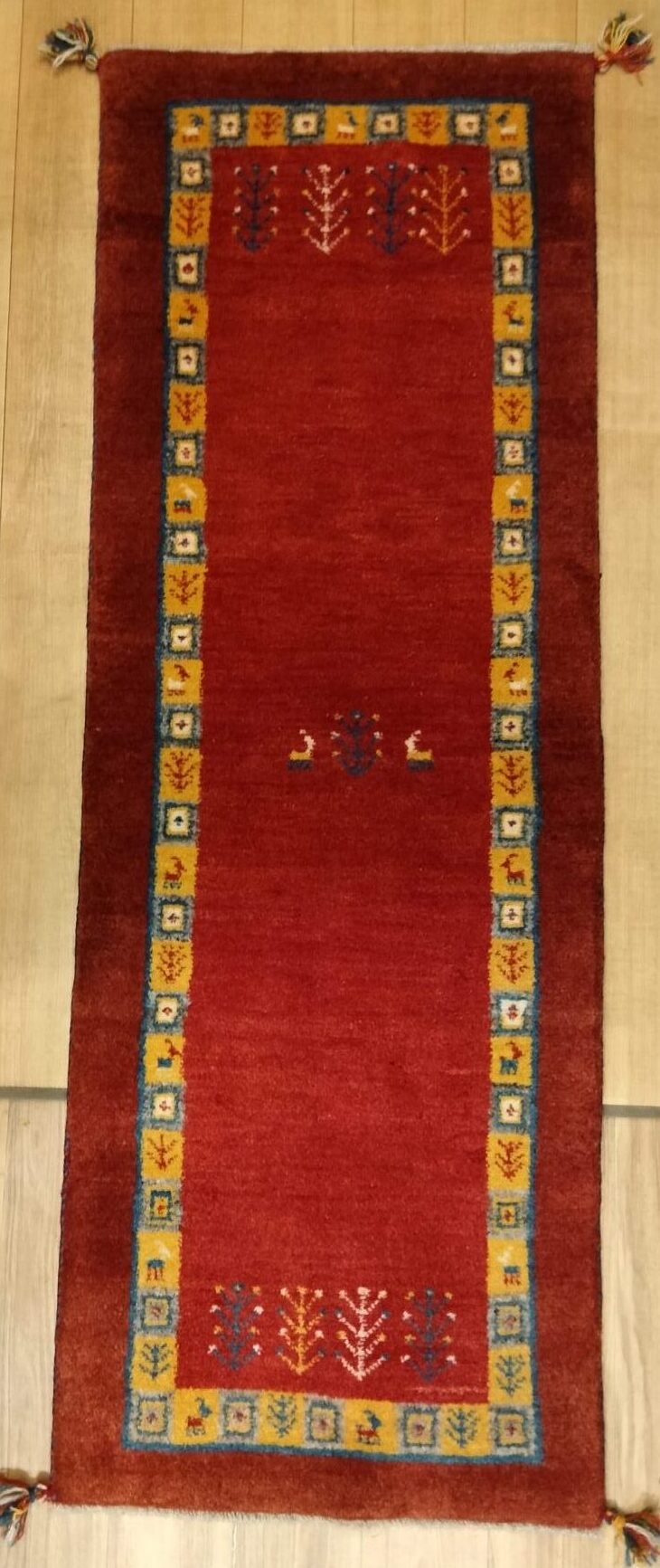 ペルシャ絨毯,ギャッベ,手織り絨毯,ラグ,イラン,カシュガイ族 